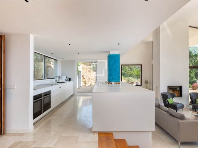 4 chambre Villa/Maison à vendre à Begur avec piscine garage - 3 300 000 € (Ref: 9924905)