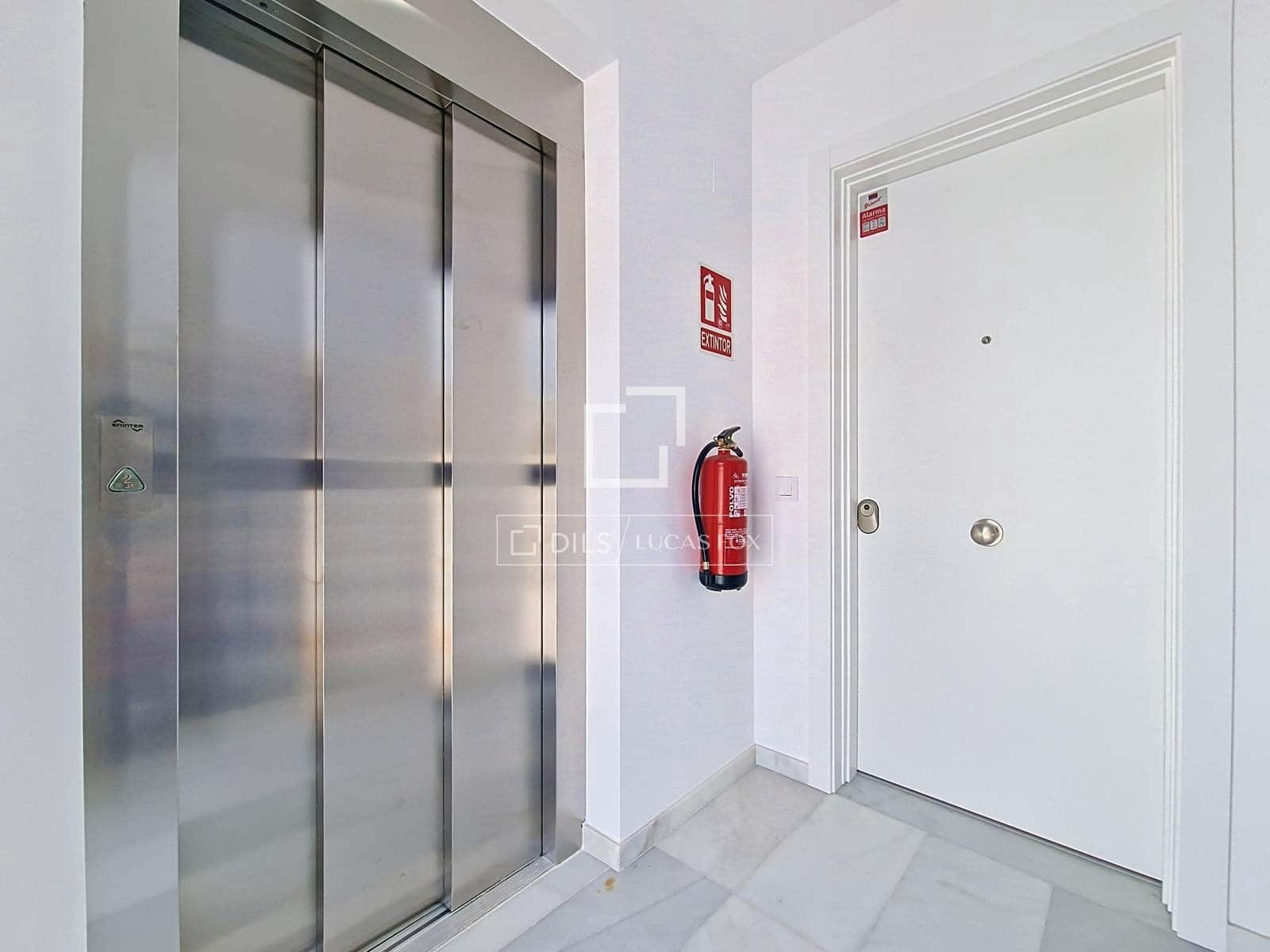 2 bedroom Apartment for sale in Vilanova i la Geltru with garage - € 498,000 (Ref: 9924907)