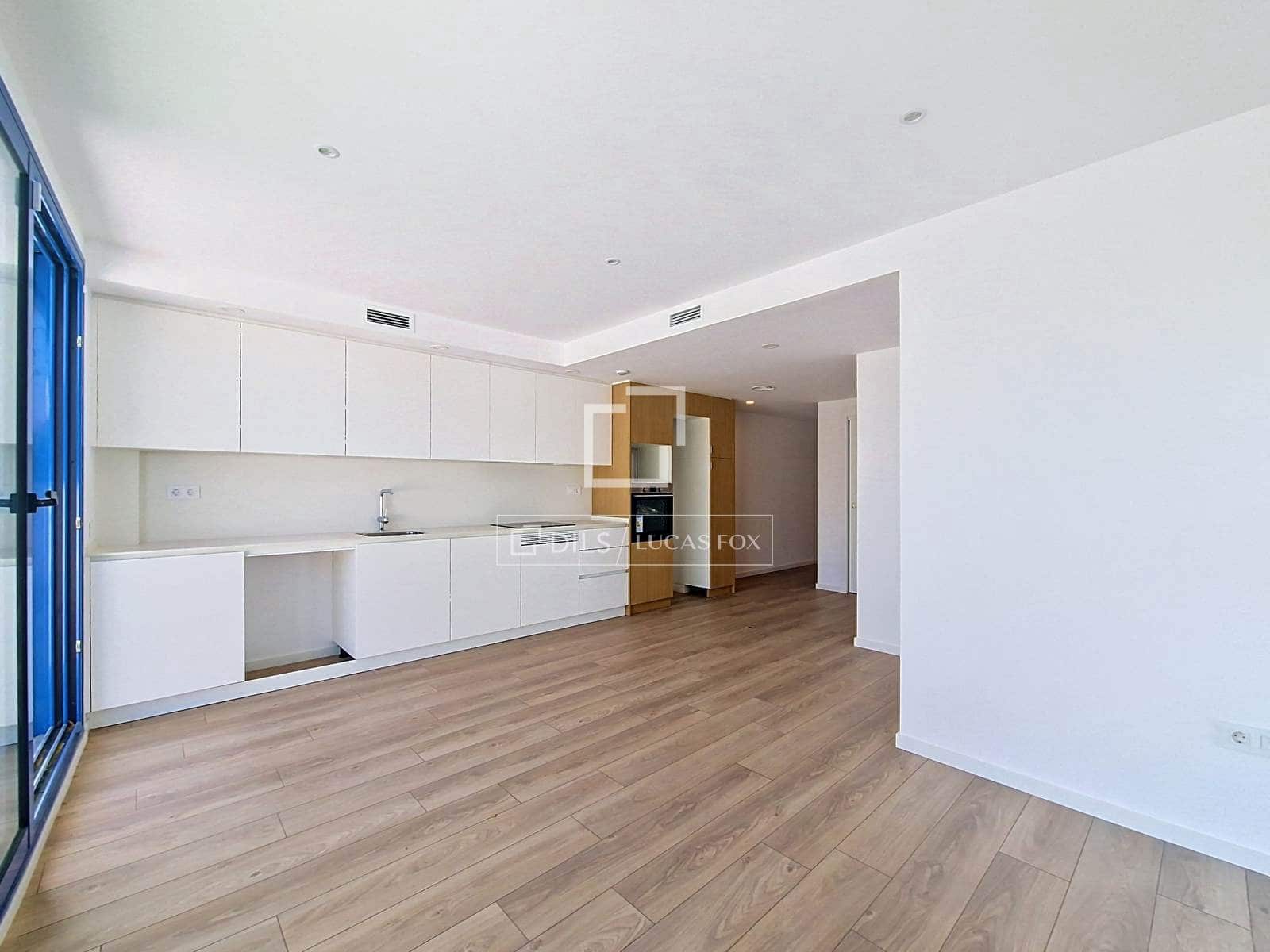 2 bedroom Apartment for sale in Vilanova i la Geltru with garage - € 498,000 (Ref: 9924907)
