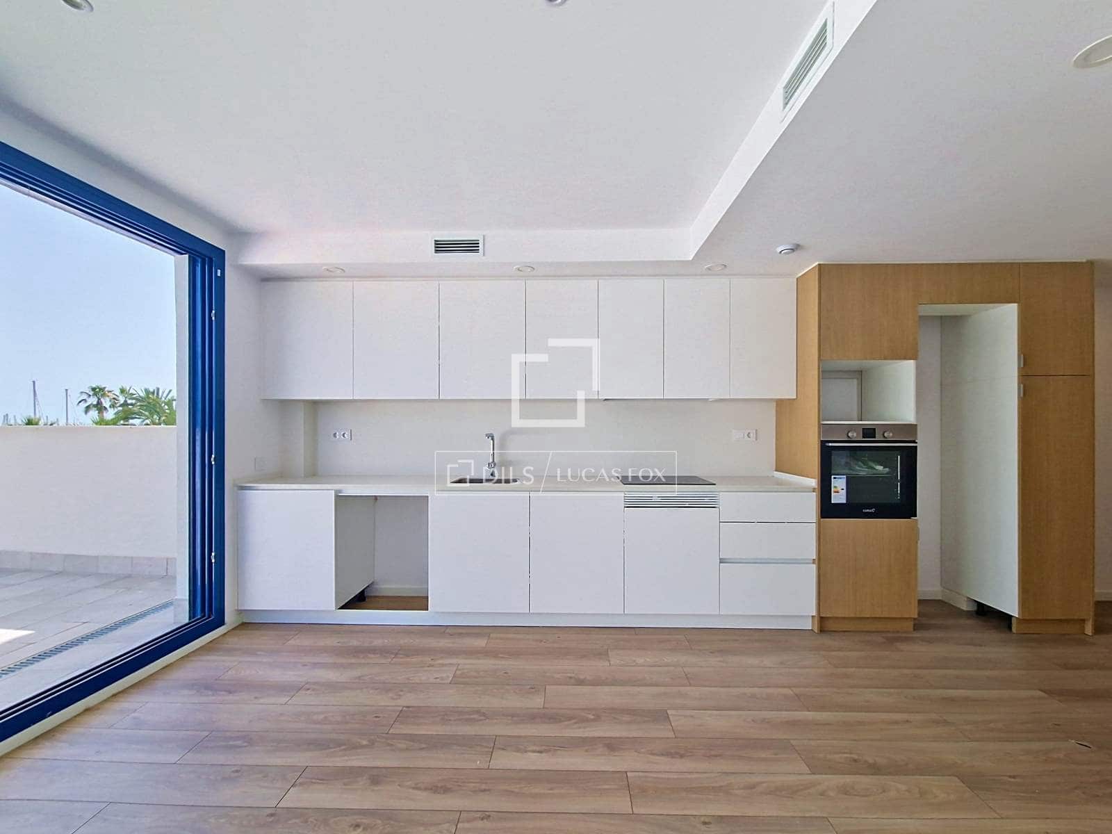2 bedroom Apartment for sale in Vilanova i la Geltru with garage - € 498,000 (Ref: 9924907)