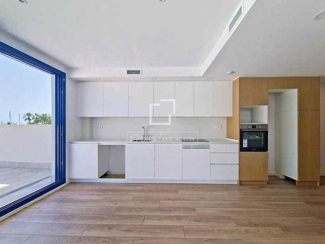 2 bedroom Apartment for sale in Vilanova i la Geltrú with garage - € 498,000 (Ref: 9924907)