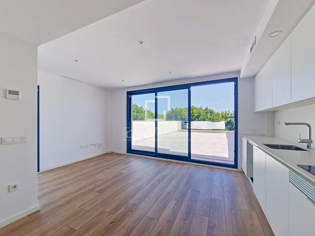 2 bedroom Apartment for sale in Vilanova i la Geltrú with garage - € 498,000 (Ref: 9924907)