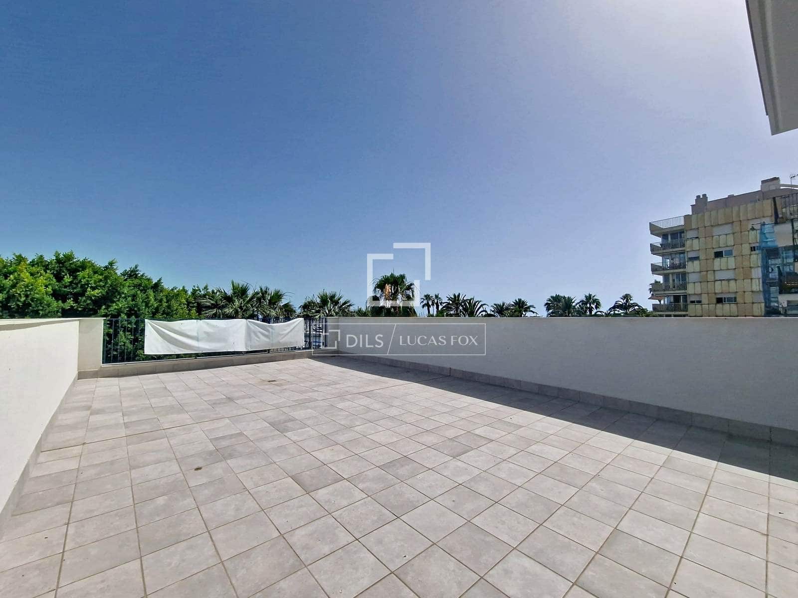 2 bedroom Apartment for sale in Vilanova i la Geltru with garage - € 498,000 (Ref: 9924907)