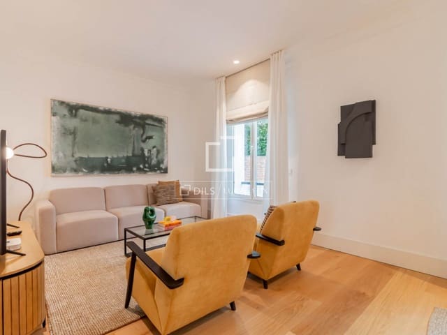 Appartement de 3 chambres à louer à Recoletos, Madrid ville - 6 500 € (Ref: 9925064)