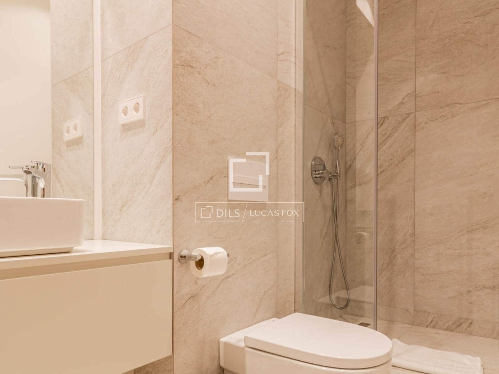 Appartement de 3 chambres à louer à Madrid ville - 6 500 € (Ref: 9925064)