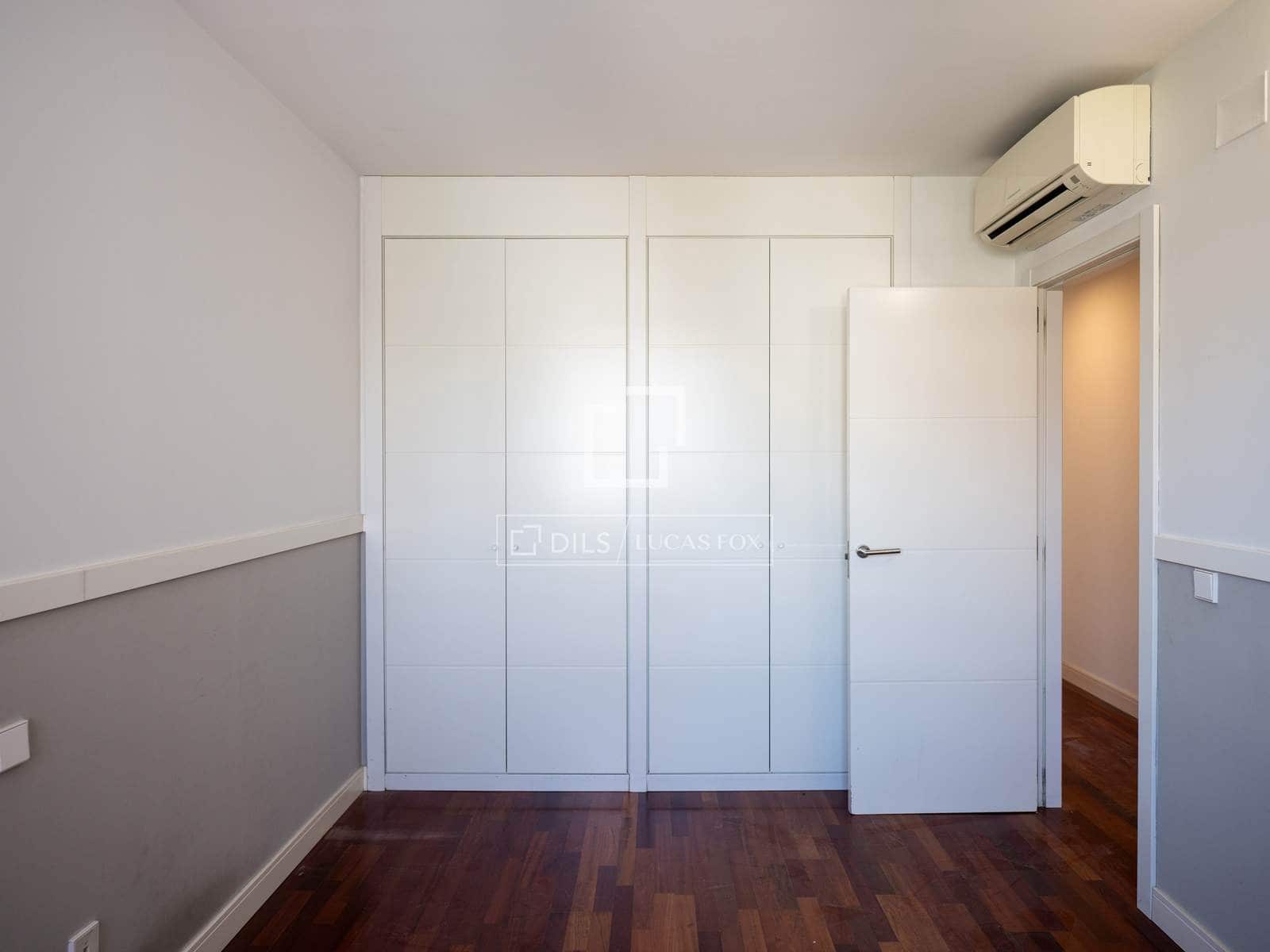 4 bedroom Apartment for rent in Madrid city with pool - € 3,000 (Ref: 9925207)
