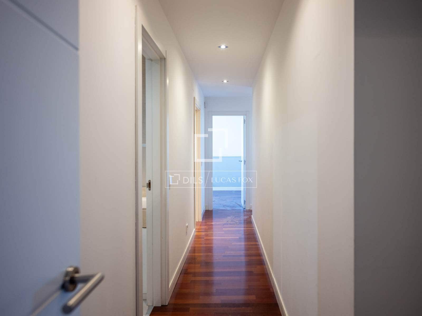 4 bedroom Apartment for rent in Madrid city with pool - € 3,000 (Ref: 9925207)