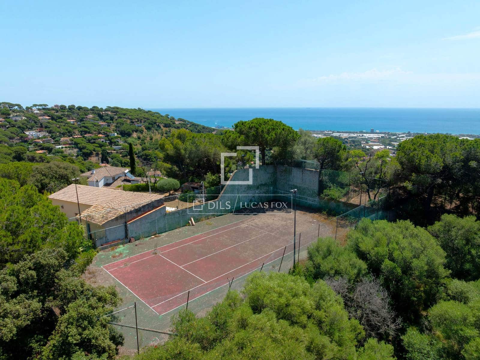 12 bedroom Villa for sale in Cabrera de Mar with pool garage - € 1,750,000 (Ref: 9925208)