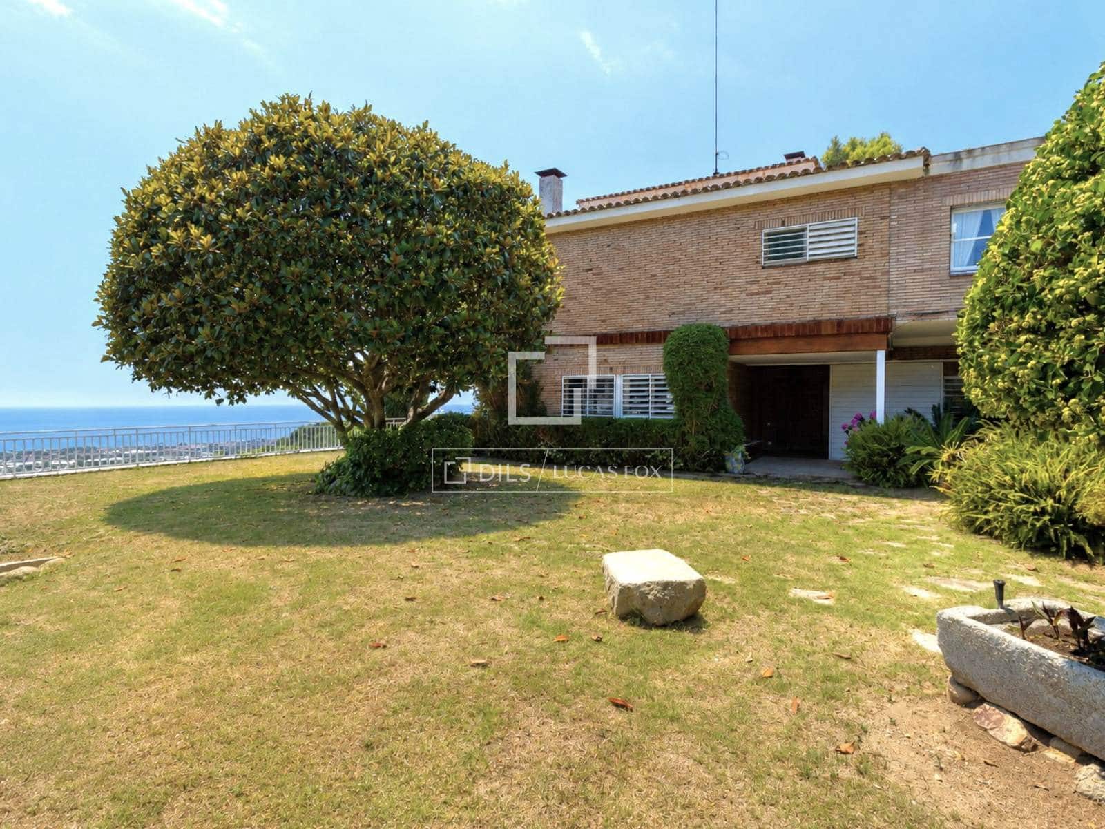 12 bedroom Villa for sale in Cabrera de Mar with pool garage - € 1,750,000 (Ref: 9925208)
