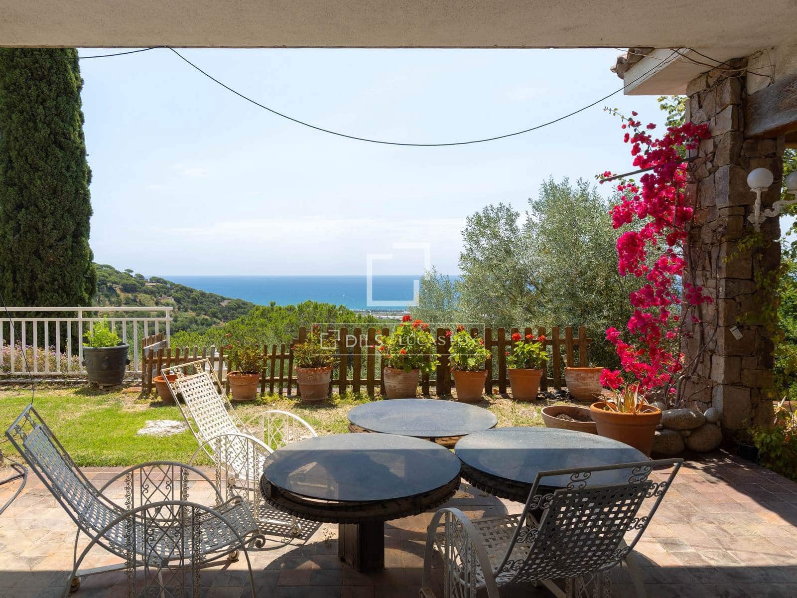 12 bedroom Villa for sale in Cabrera de Mar with pool garage - € 1,750,000 (Ref: 9925208)