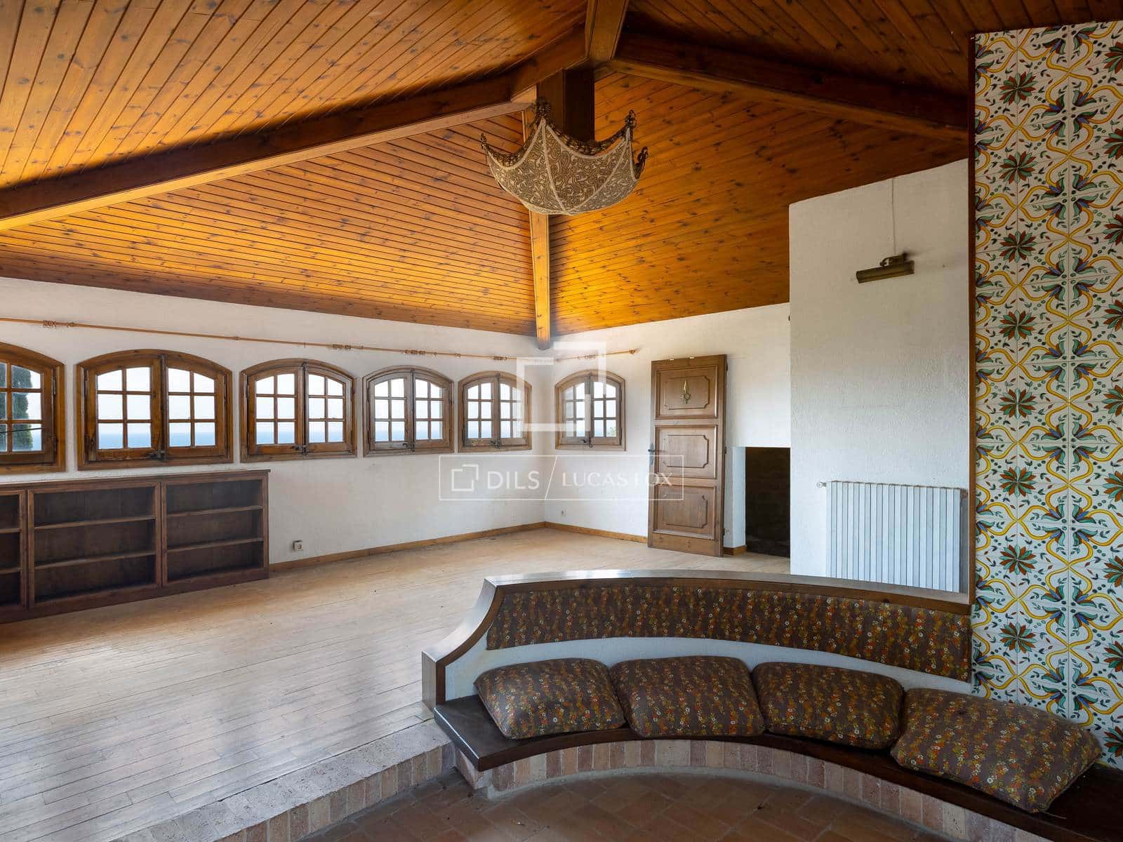 12 bedroom Villa for sale in Cabrera de Mar with pool garage - € 1,750,000 (Ref: 9925208)