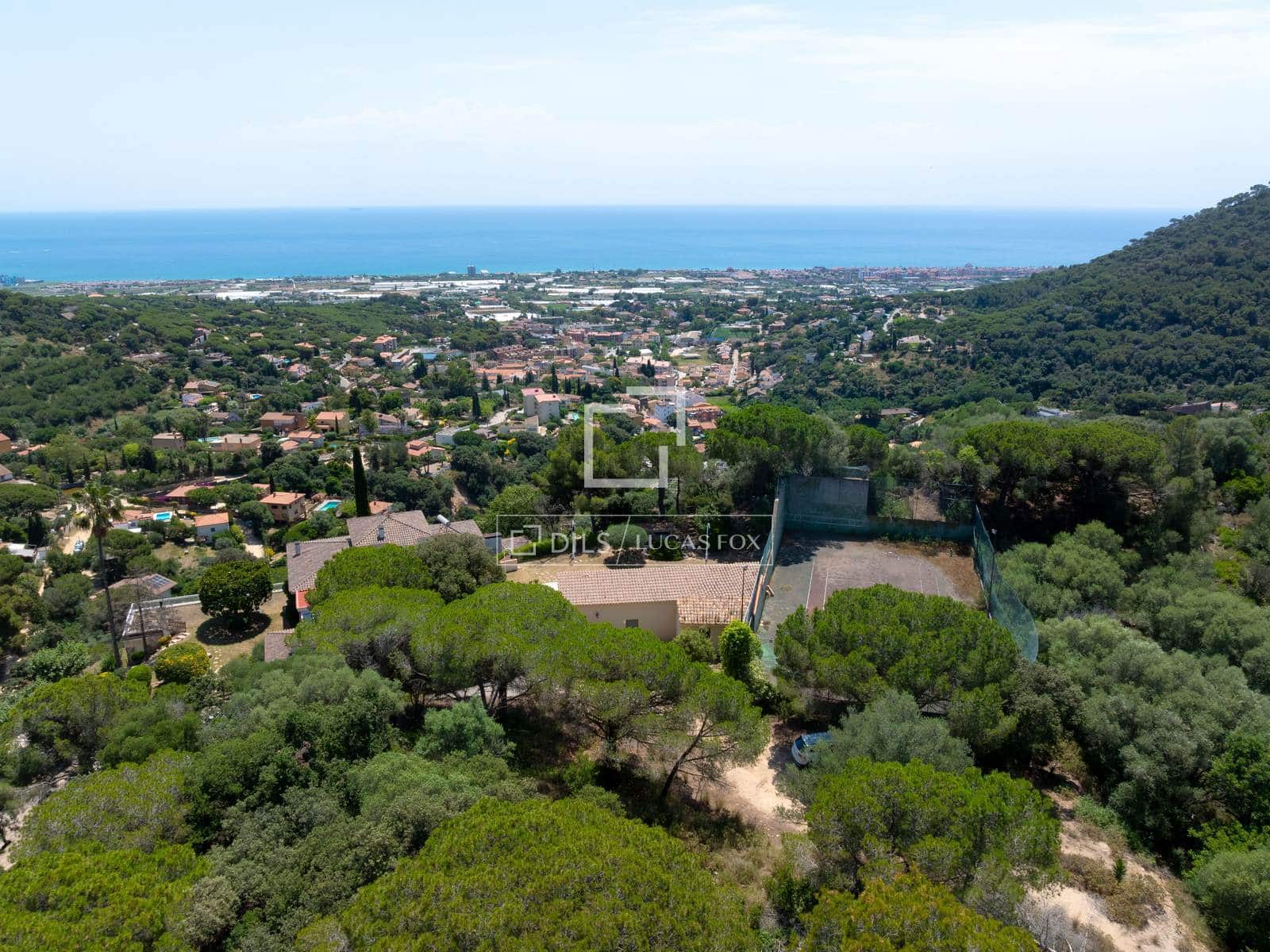 12 bedroom Villa for sale in Cabrera de Mar with pool garage - € 1,750,000 (Ref: 9925208)