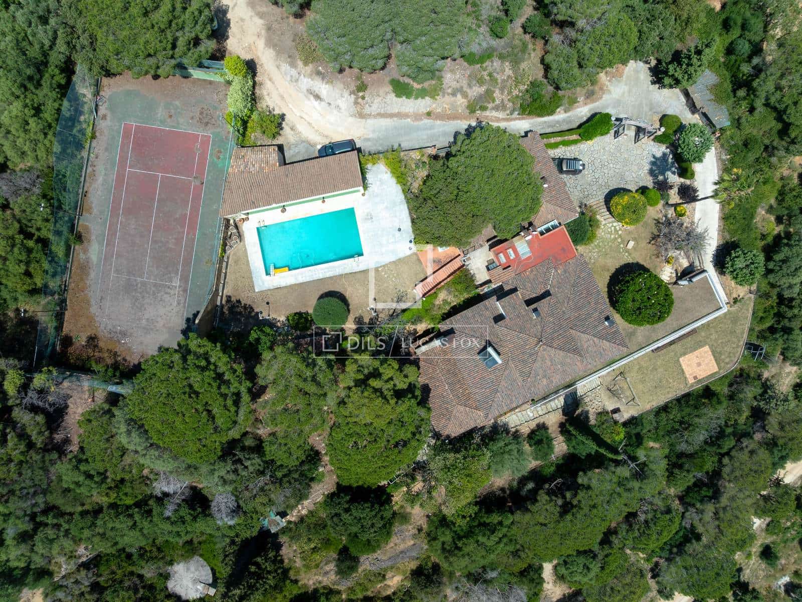 12 bedroom Villa for sale in Cabrera de Mar with pool garage - € 1,750,000 (Ref: 9925208)