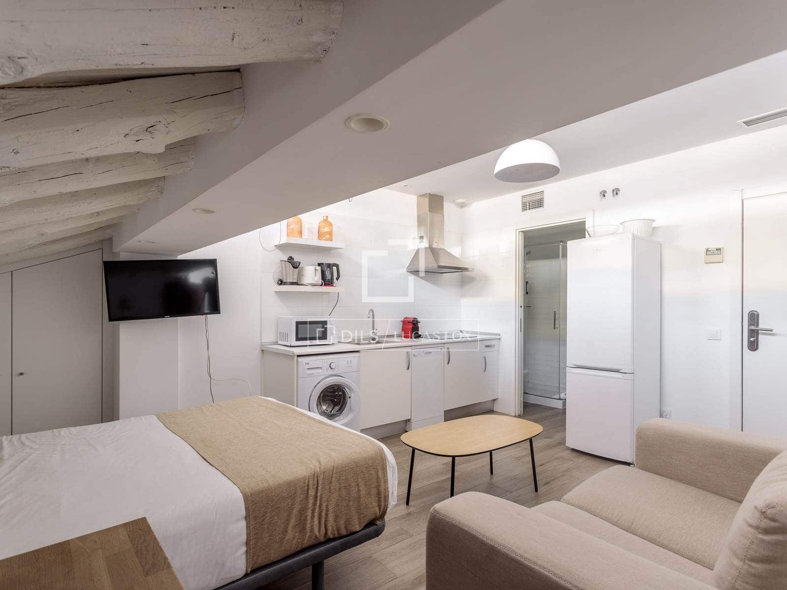 Lägenhet att hyra i Madrid stad - 1 850 € (Ref: 9926446)