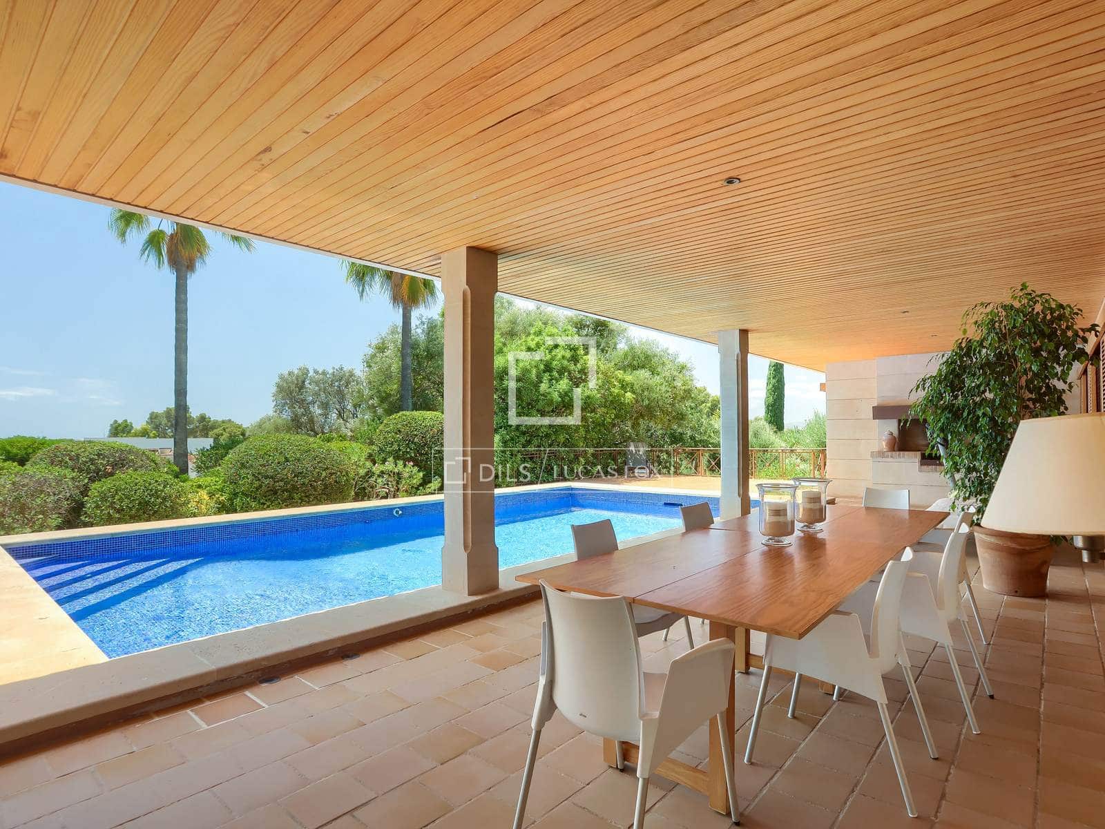 4 bedroom Villa for sale in Sa Cabaneta / La Cabaneta with pool garage - € 1,850,000 (Ref: 9926447)