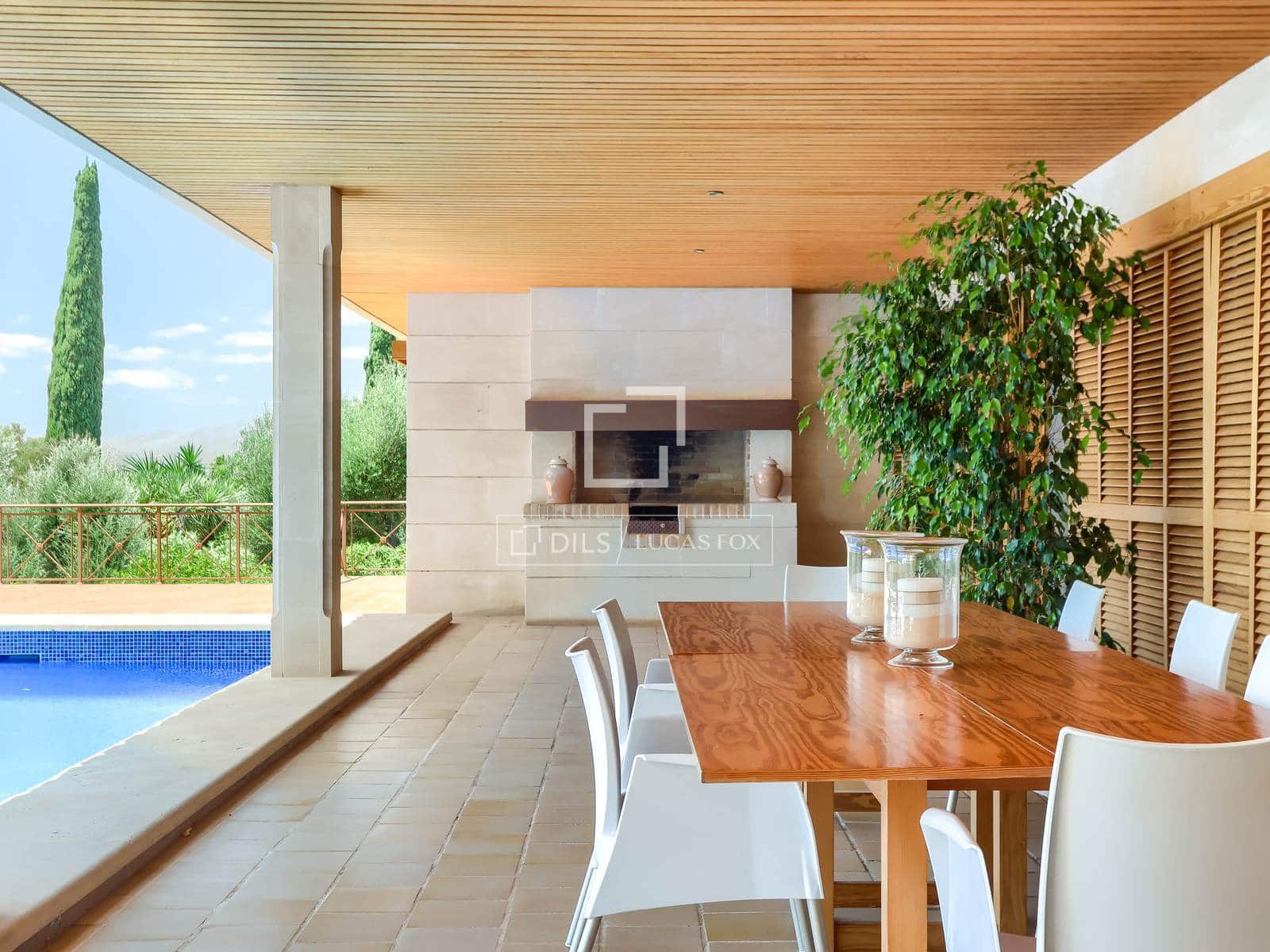 4 bedroom Villa for sale in Sa Cabaneta / La Cabaneta with pool garage - € 1,850,000 (Ref: 9926447)
