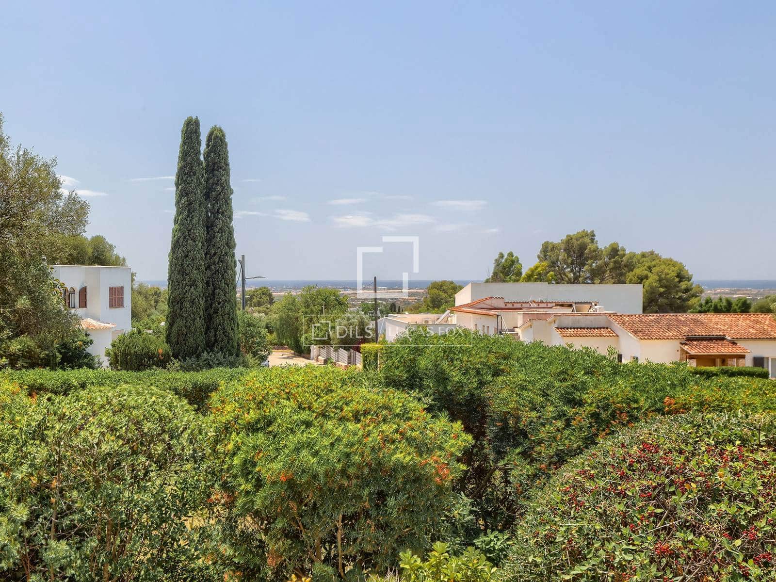 4 bedroom Villa for sale in Sa Cabaneta / La Cabaneta with pool garage - € 1,850,000 (Ref: 9926447)