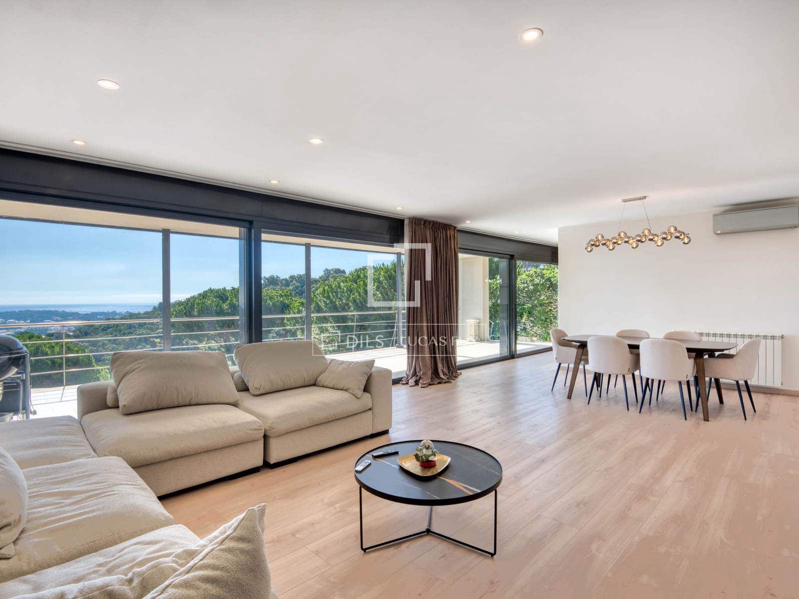 5 bedroom Villa for sale in Sant Feliu de Guixols with pool garage - € 1,600,000 (Ref: 9927815)