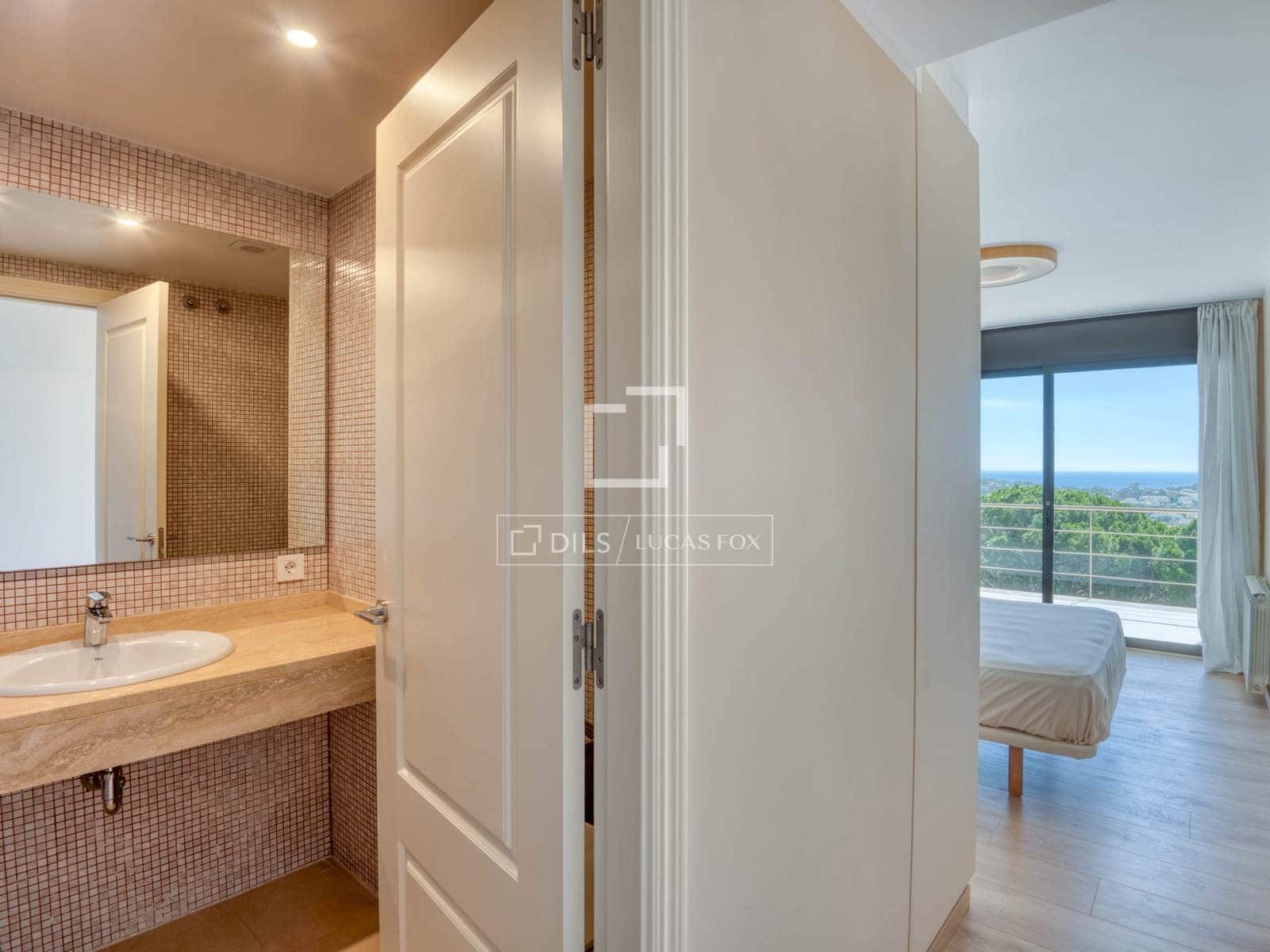 5 bedroom Villa for sale in Sant Feliu de Guixols with pool garage - € 1,600,000 (Ref: 9927815)