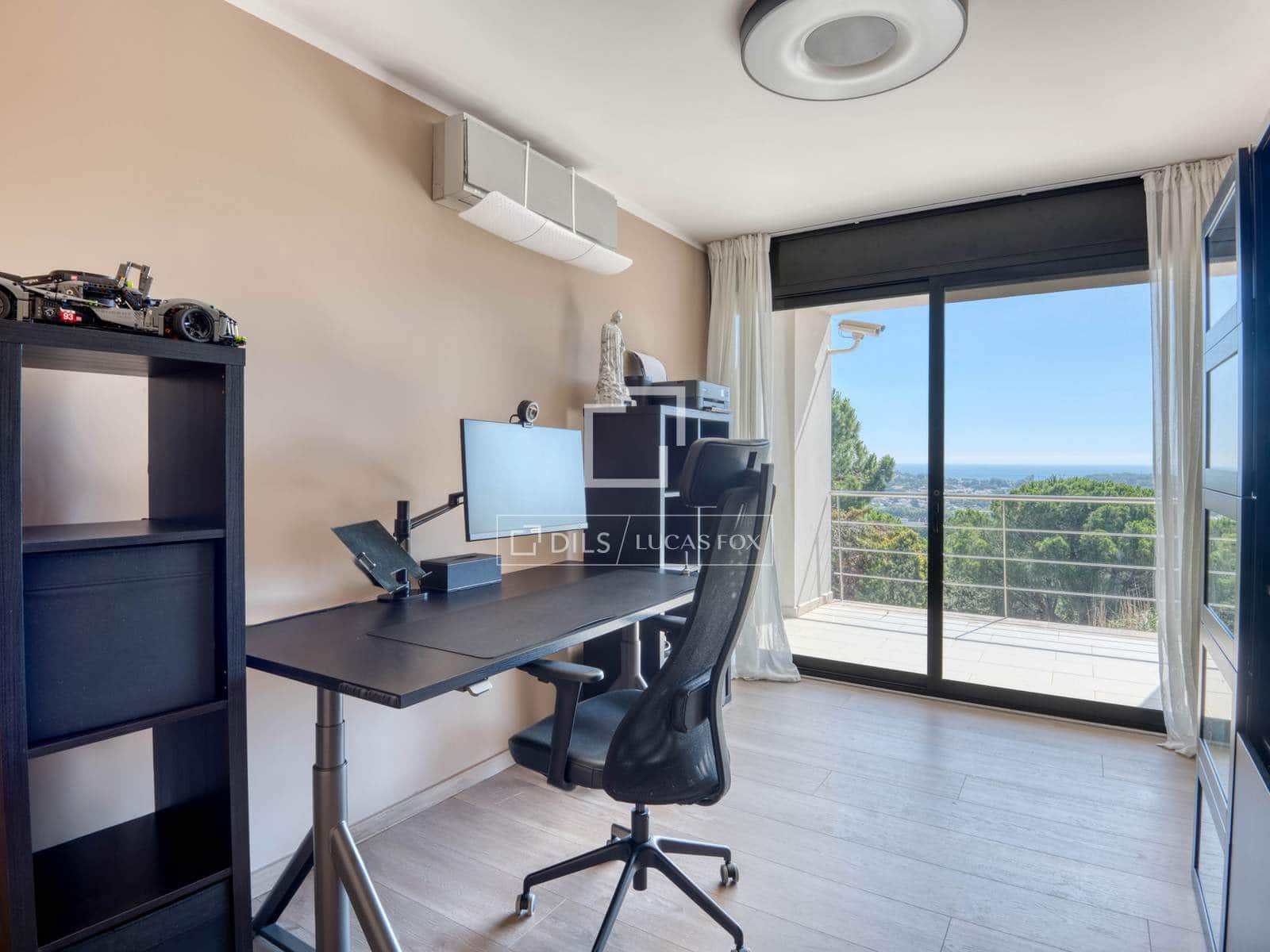 5 bedroom Villa for sale in Sant Feliu de Guixols with pool garage - € 1,600,000 (Ref: 9927815)