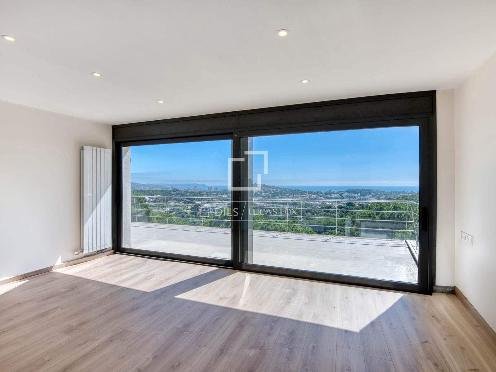 5 bedroom Villa for sale in Sant Feliu de Guixols with pool garage - € 1,600,000 (Ref: 9927815)