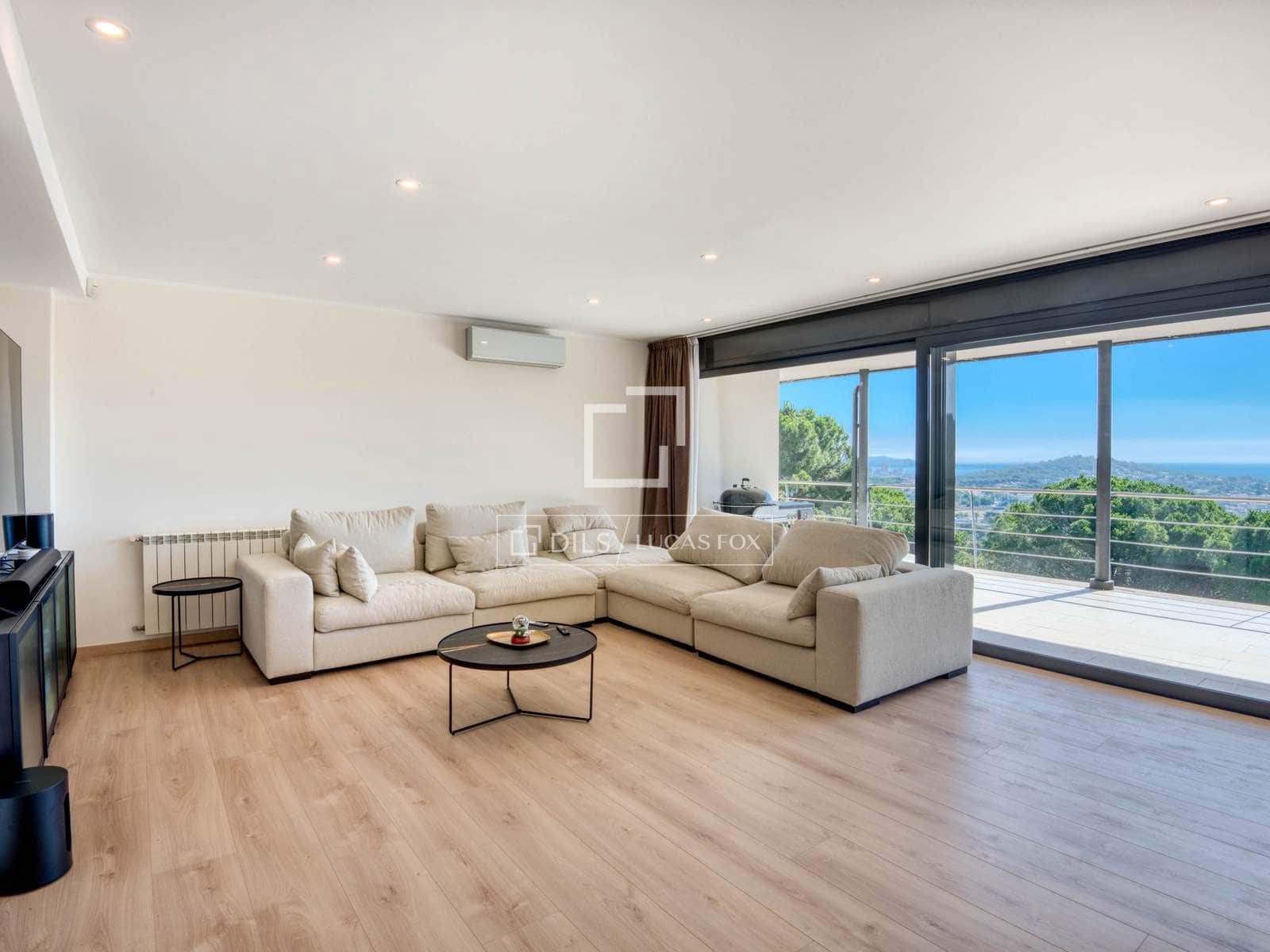 5 bedroom Villa for sale in Sant Feliu de Guixols with pool garage - € 1,600,000 (Ref: 9927815)