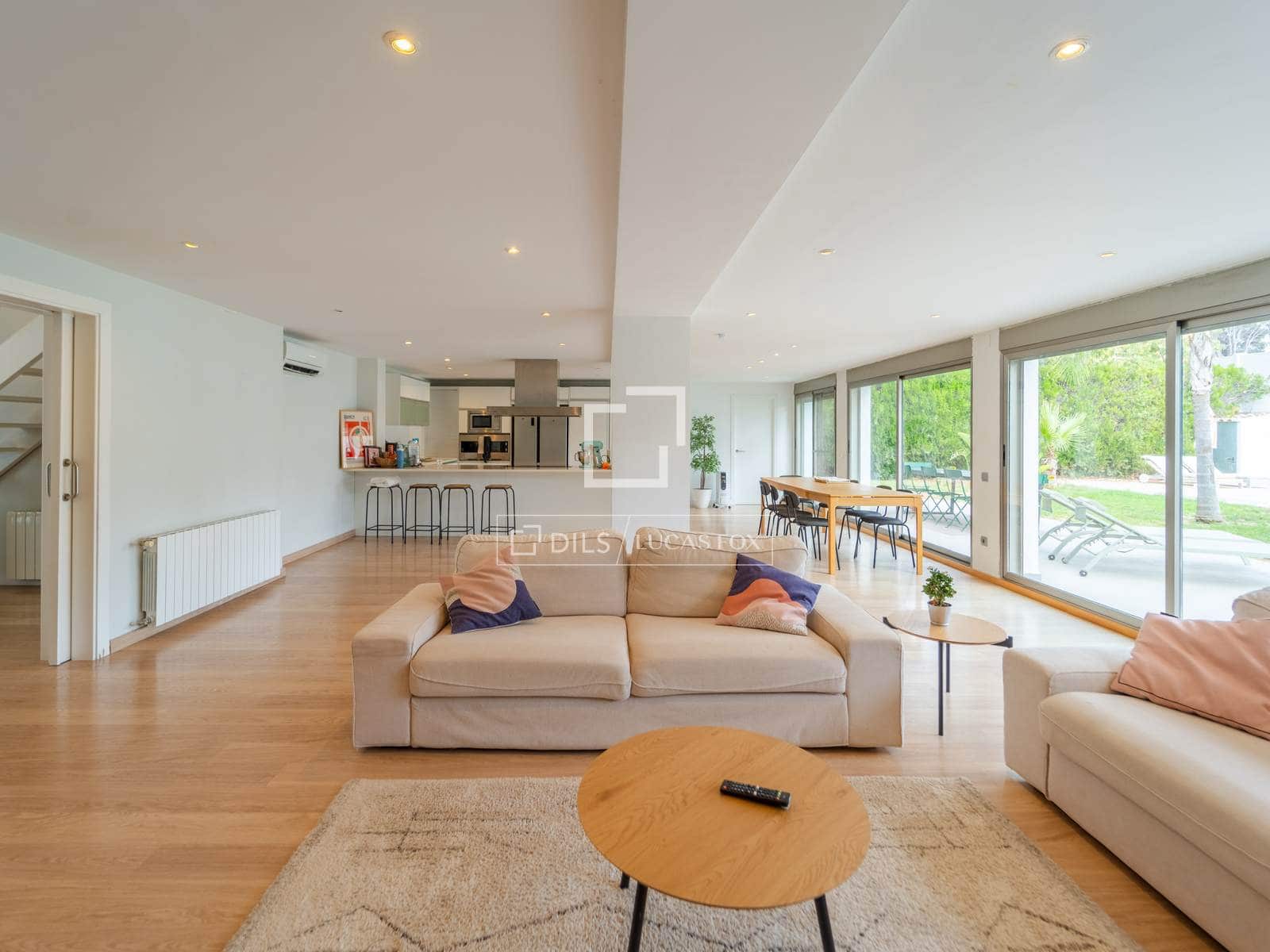 3 bedroom Villa for sale in L'Eliana with pool garage - € 690,000 (Ref: 9927816)