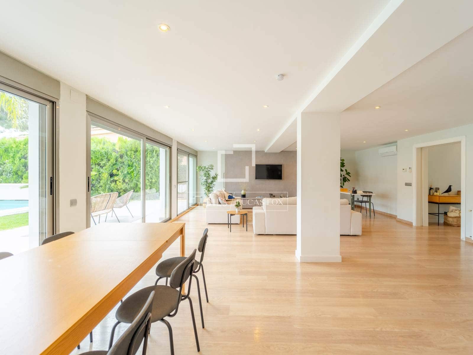 3 bedroom Villa for sale in L'Eliana with pool garage - € 690,000 (Ref: 9927816)