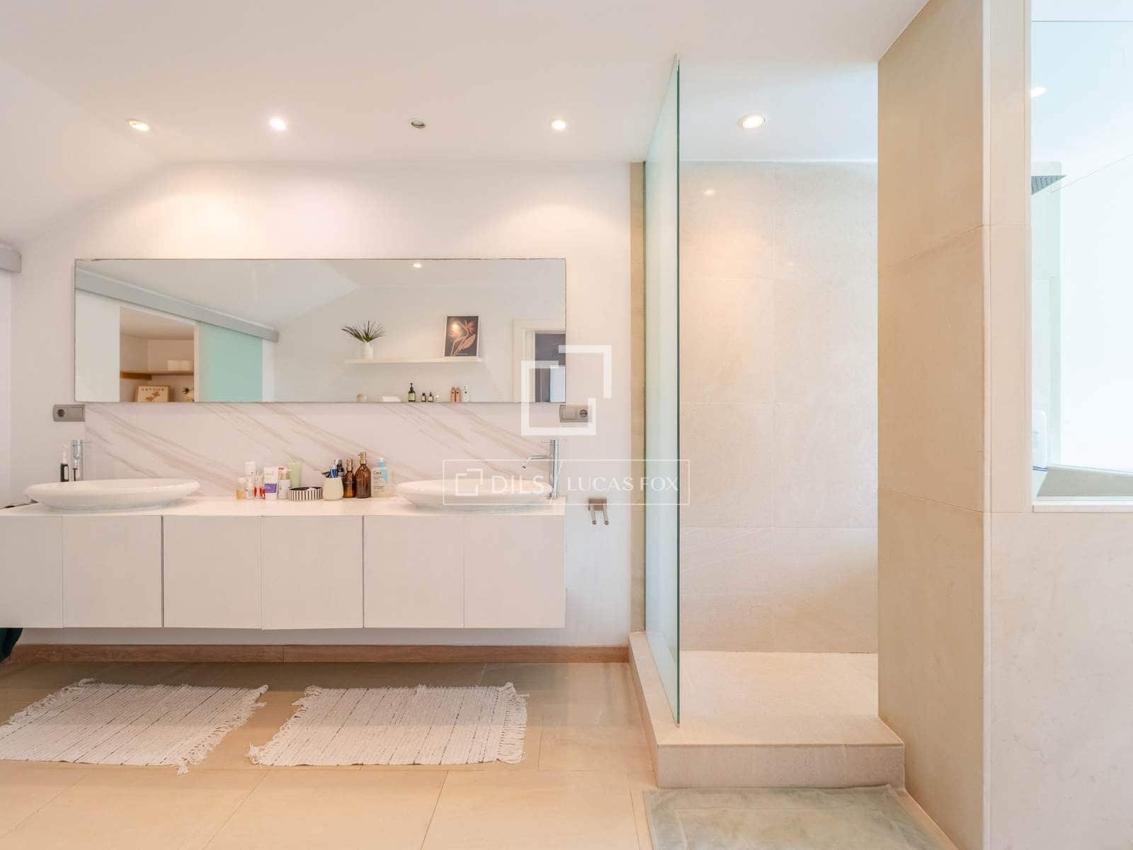 3 bedroom Villa for sale in L'Eliana with pool garage - € 690,000 (Ref: 9927816)