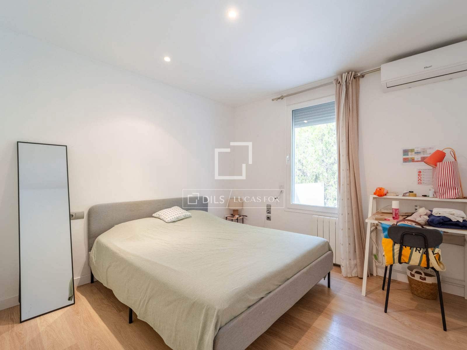 3 bedroom Villa for sale in L'Eliana with pool garage - € 690,000 (Ref: 9927816)