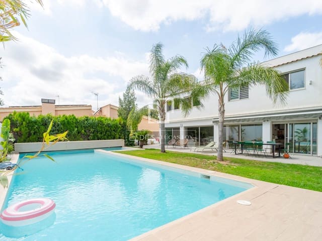3 Zimmer Villa zu verkaufen in L'Eliana mit Pool Garage - 690.000 € (Ref: 9927816)