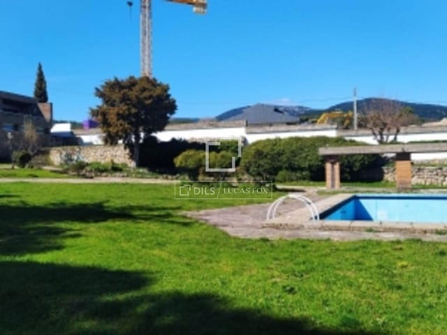 4 bedroom Villa for sale in Guadarrama with pool - € 4,800,000 (Ref: 9927817)