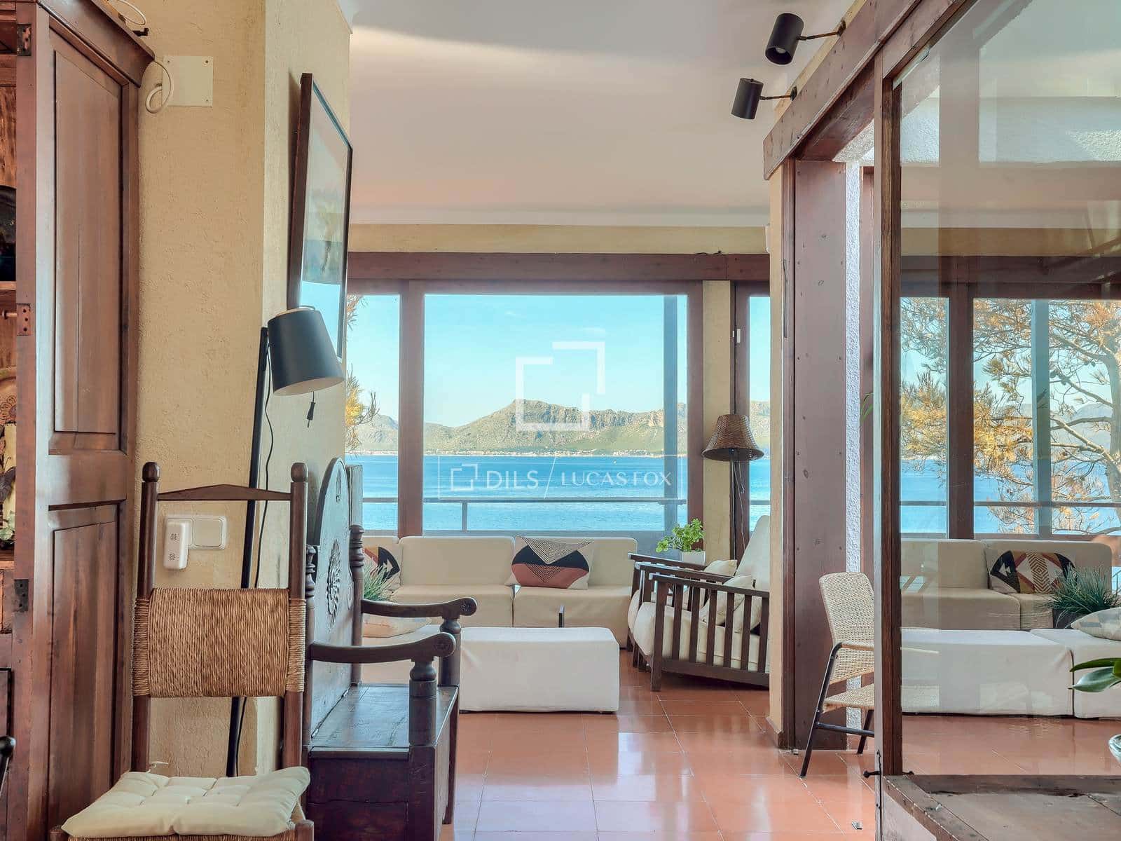 9 bedroom Villa for sale in Alcudia - € 9,400,000 (Ref: 9928040)