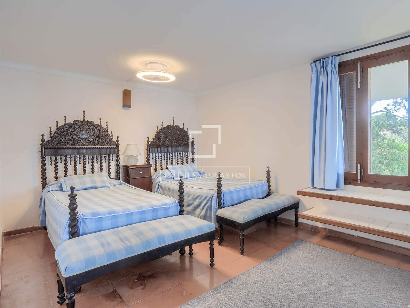 9 bedroom Villa for sale in Alcudia - € 9,400,000 (Ref: 9928040)