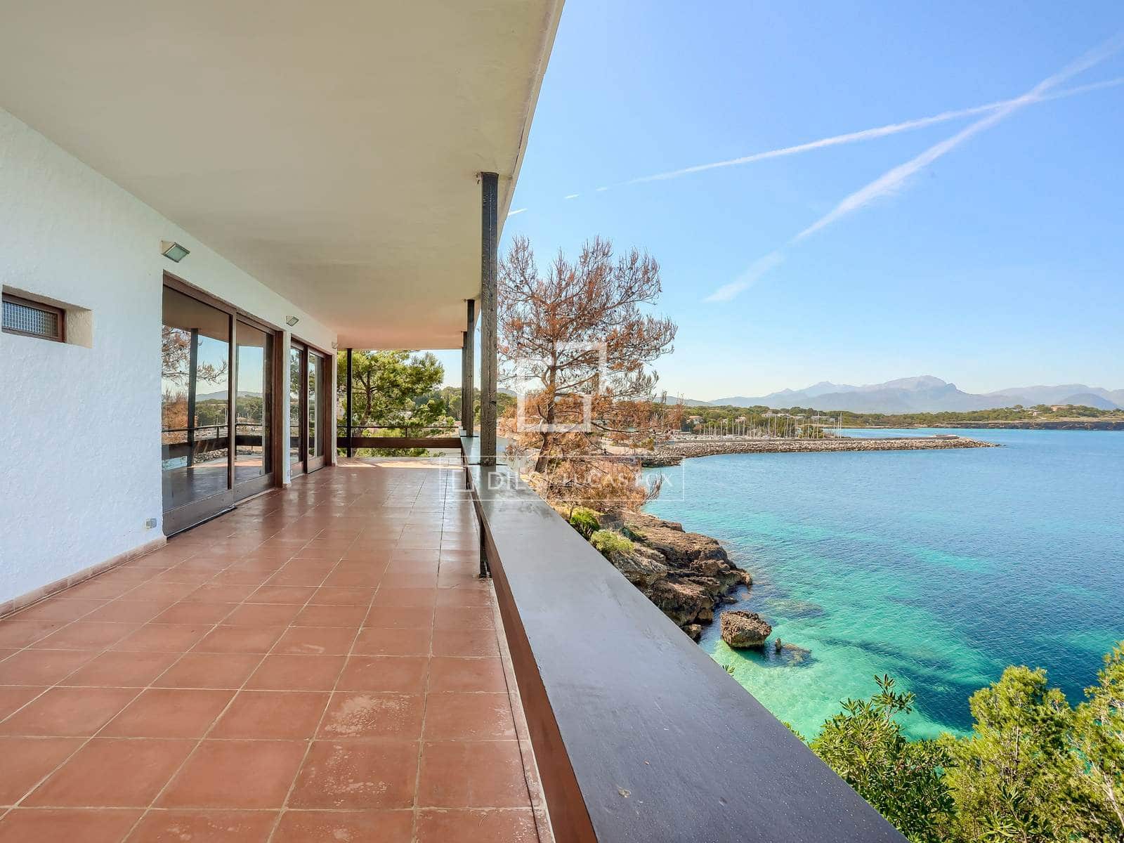 9 bedroom Villa for sale in Alcudia - € 9,400,000 (Ref: 9928040)