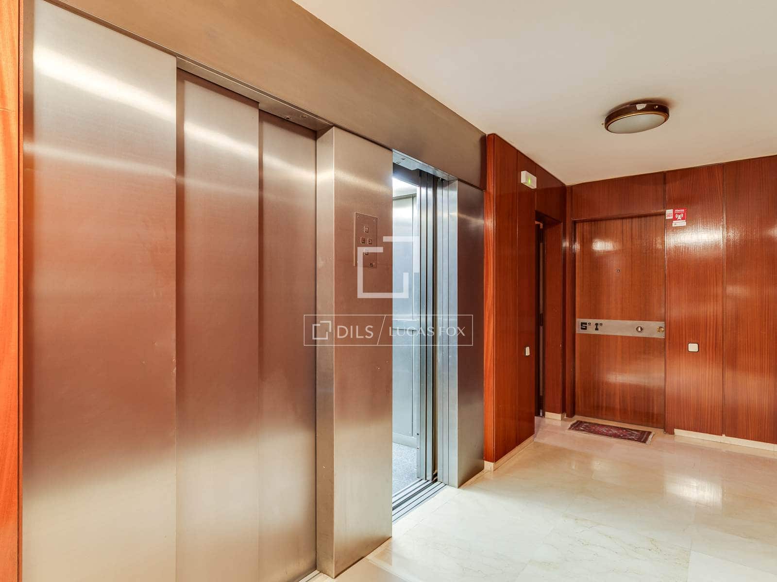 4 chambre Appartement à vendre à Barcelone ville avec garage - 1 470 000 € (Ref: 9928308)