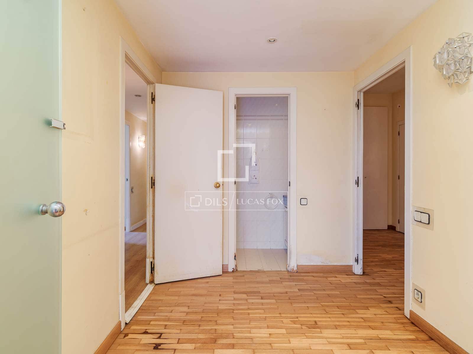 4 chambre Appartement à vendre à Barcelone ville avec garage - 1 470 000 € (Ref: 9928308)