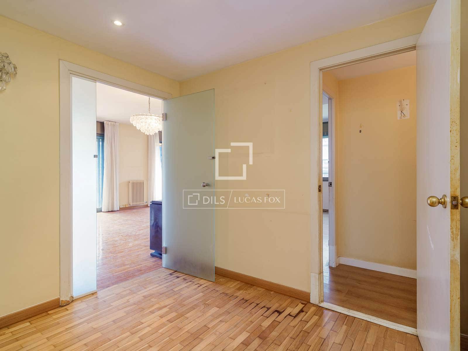 4 chambre Appartement à vendre à Barcelone ville avec garage - 1 470 000 € (Ref: 9928308)