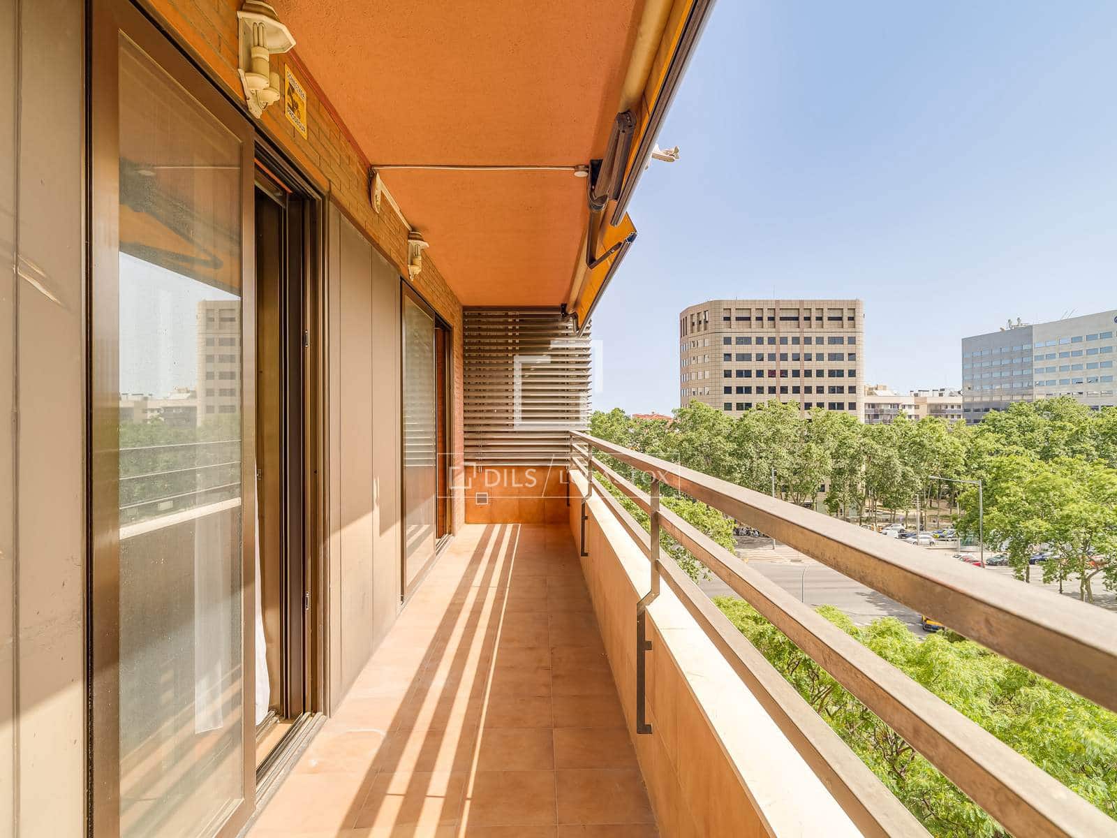 4 chambre Appartement à vendre à Barcelone ville avec garage - 1 470 000 € (Ref: 9928308)