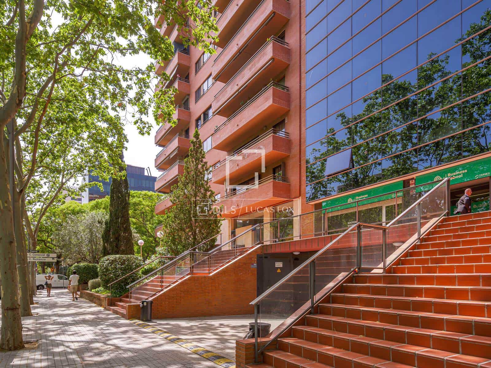 4 chambre Appartement à vendre à Barcelone ville avec garage - 1 470 000 € (Ref: 9928308)