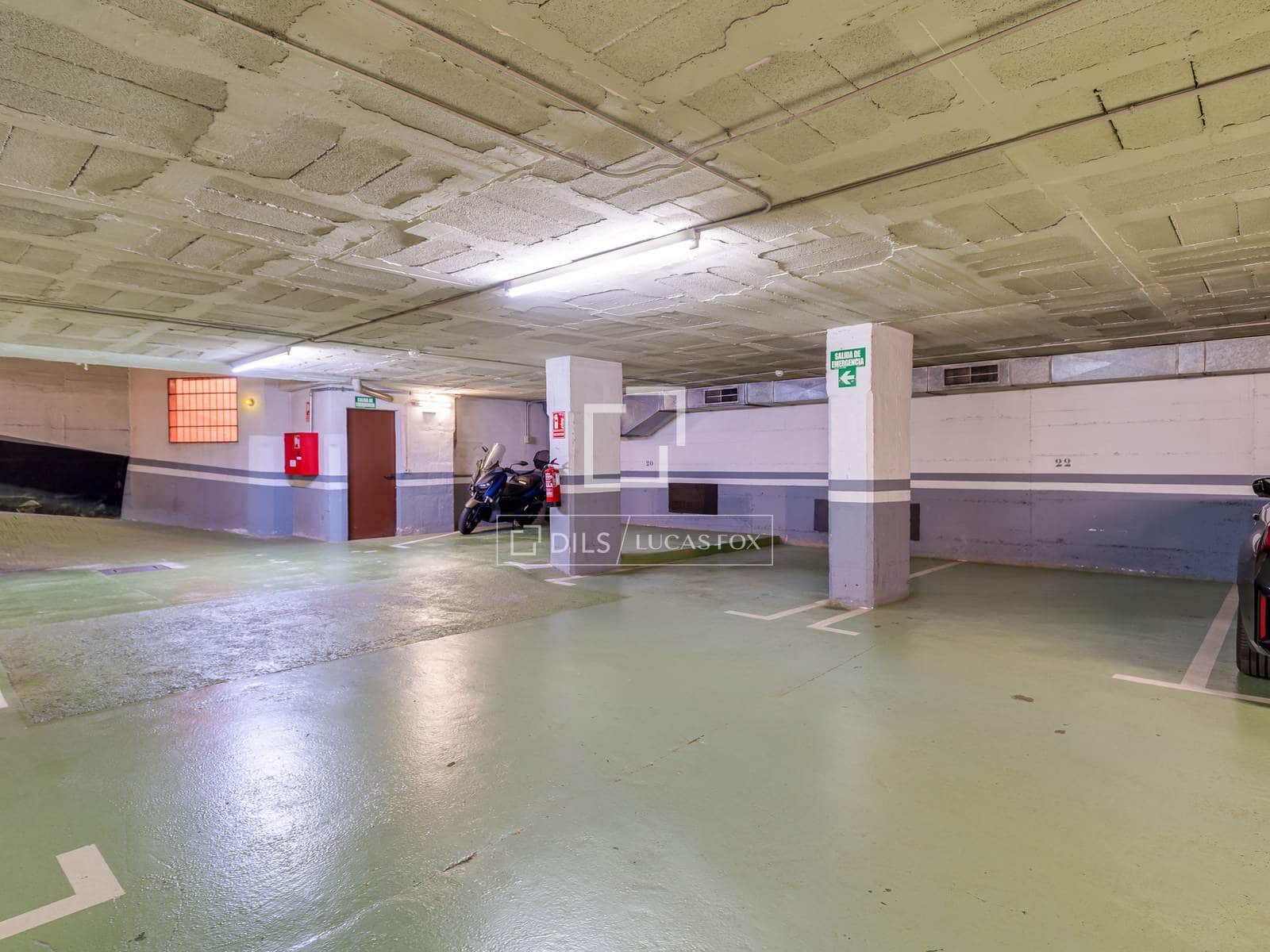4 chambre Appartement à vendre à Barcelone ville avec garage - 1 470 000 € (Ref: 9928308)