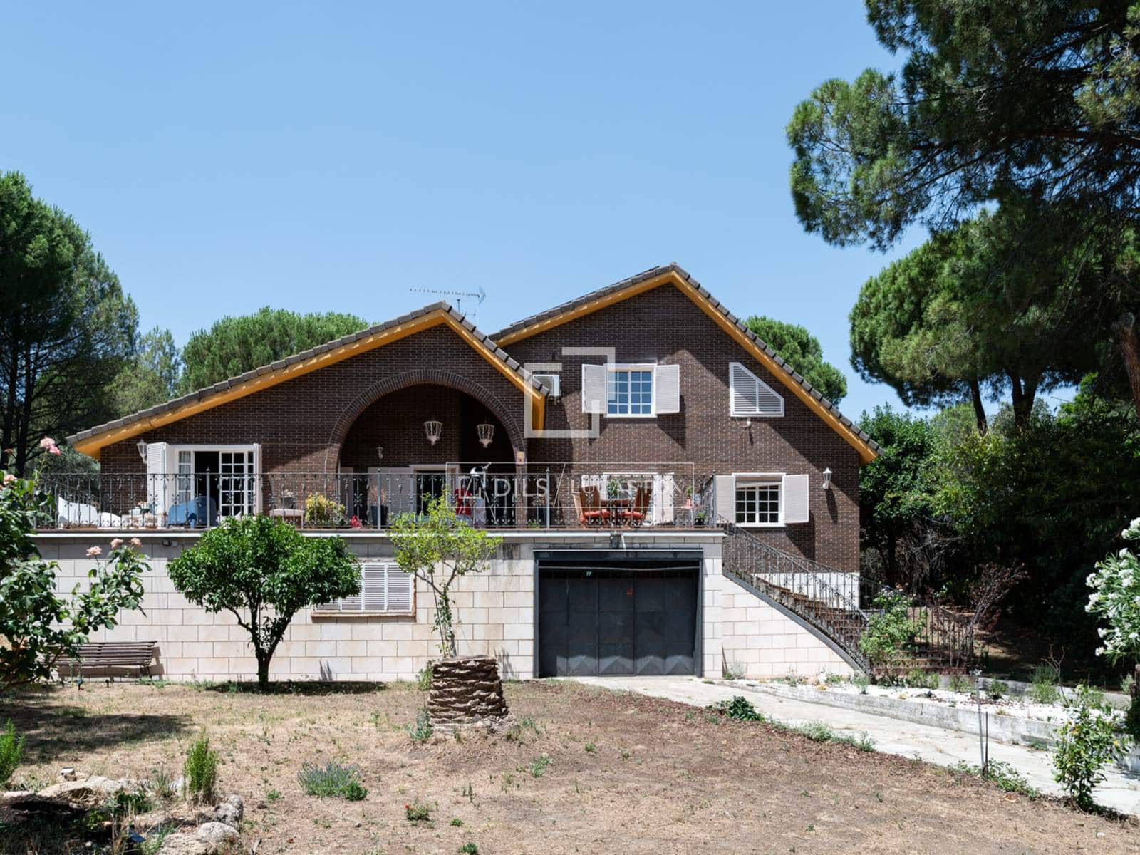 8 bedroom Villa for sale in San Martin de Valdeiglesias with pool garage - € 1,200,000 (Ref: 9928310)