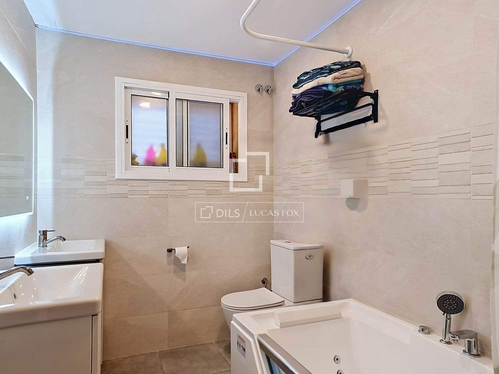 6 bedroom Villa for sale in Segur de Calafell with pool garage - € 950,000 (Ref: 9928311)