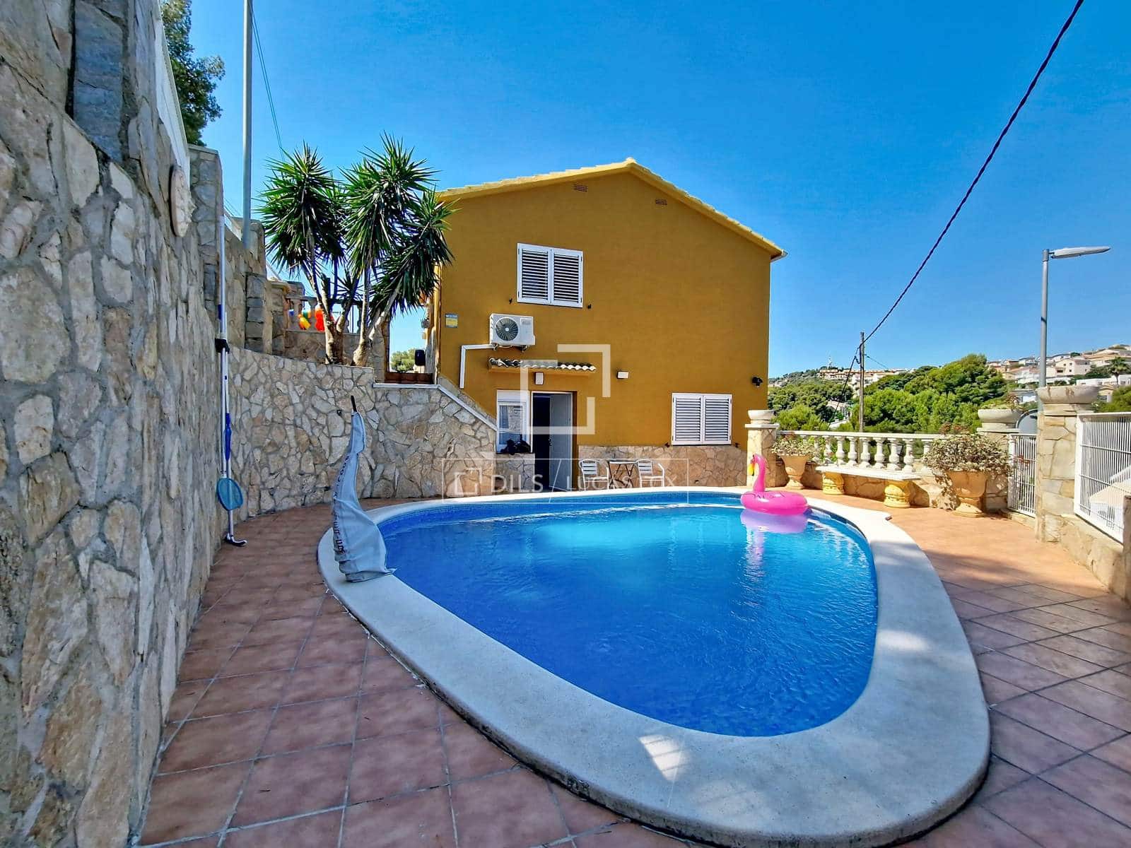 6 bedroom Villa for sale in Segur de Calafell with pool garage - € 950,000 (Ref: 9928311)