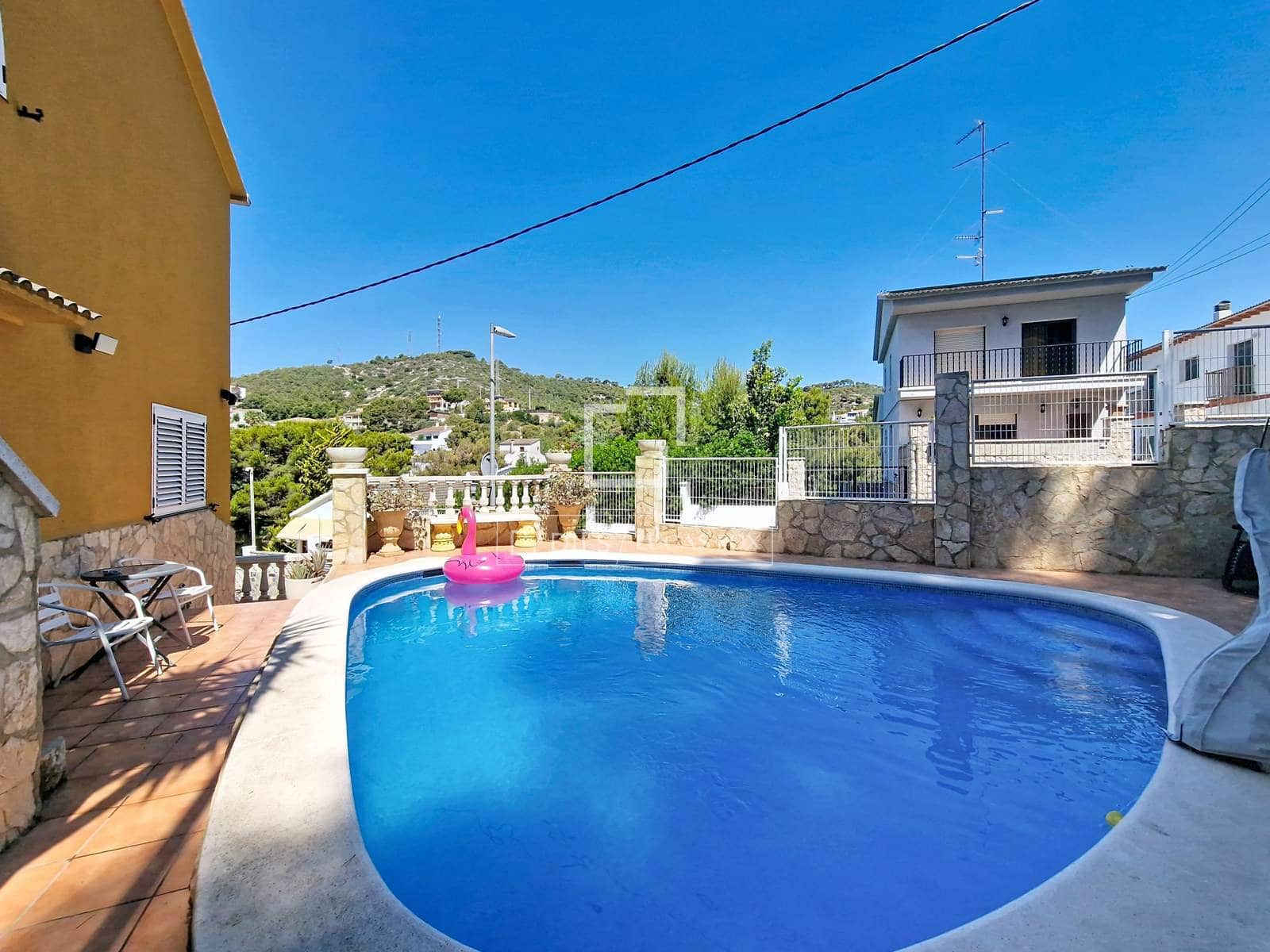 6 bedroom Villa for sale in Segur de Calafell with pool garage - € 950,000 (Ref: 9928311)