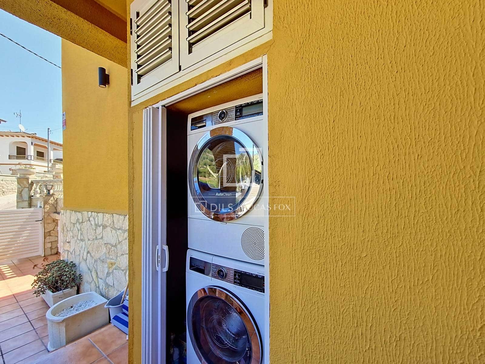 6 bedroom Villa for sale in Segur de Calafell with pool garage - € 950,000 (Ref: 9928311)