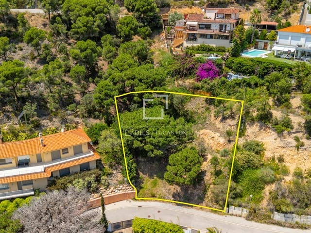 Building Plot for sale in Lloret de Mar - € 180,000 (Ref: 9928467)