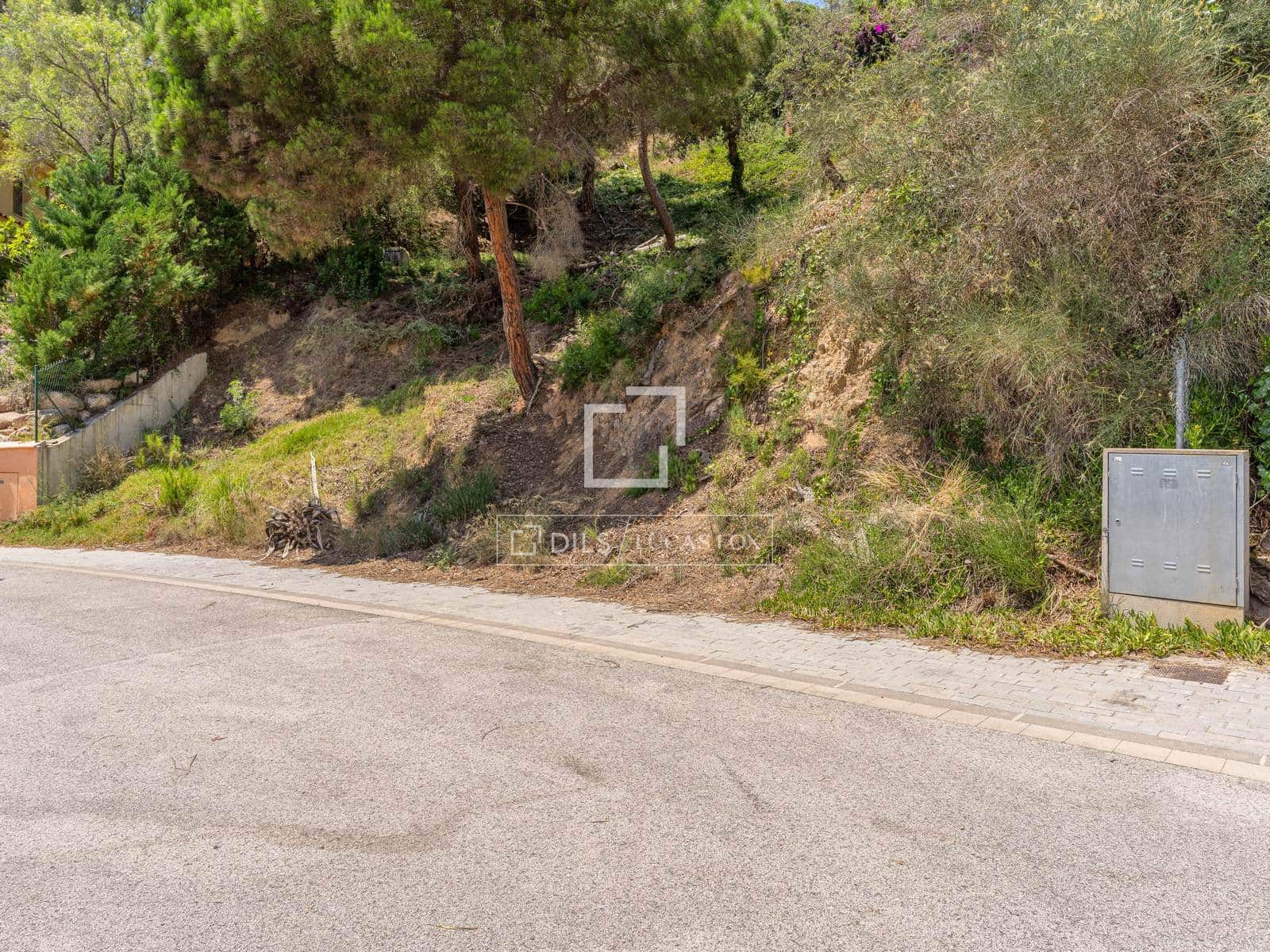 Building Plot for sale in Lloret de Mar - € 180,000 (Ref: 9928467)