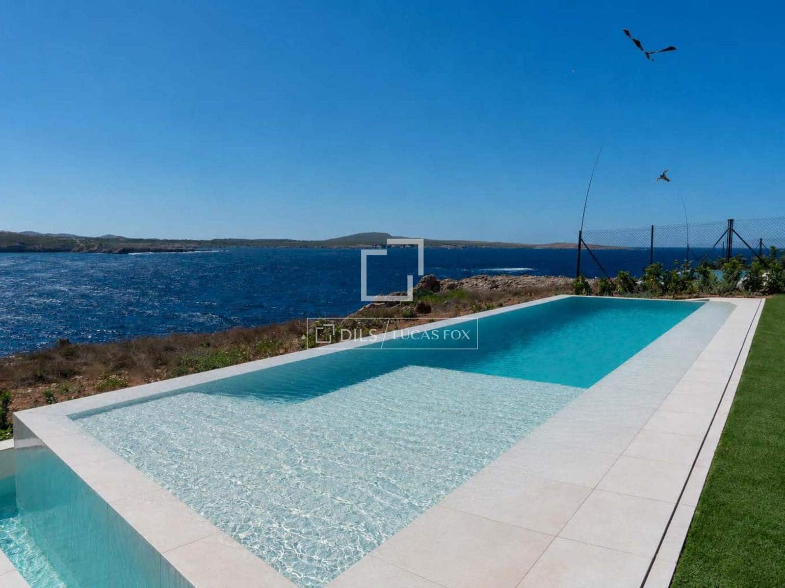 2 bedroom Villa for sale in Es Mercadal with pool garage - € 2,495,000 (Ref: 9928468)