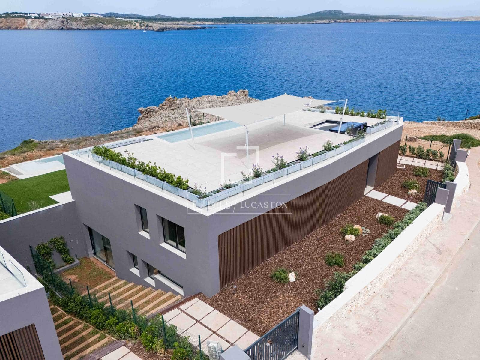 2 bedroom Villa for sale in Es Mercadal with pool garage - € 2,495,000 (Ref: 9928468)